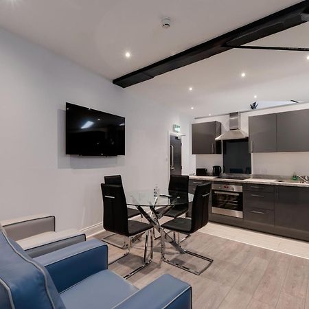 Temple Court Cavern Quarter Apartments By Happy Days Ливерпуль Экстерьер фото