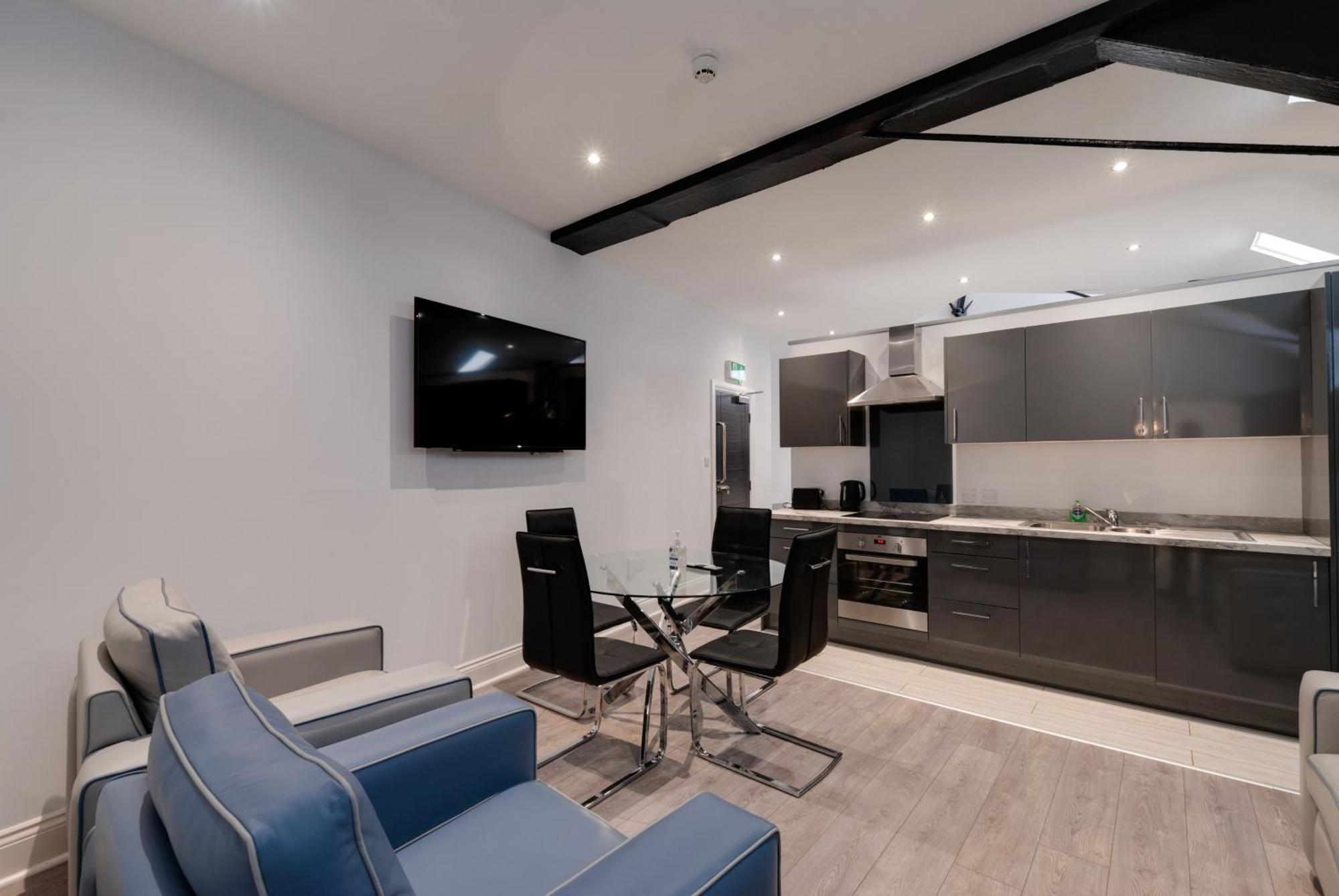 Temple Court Cavern Quarter Apartments By Happy Days Ливерпуль Экстерьер фото