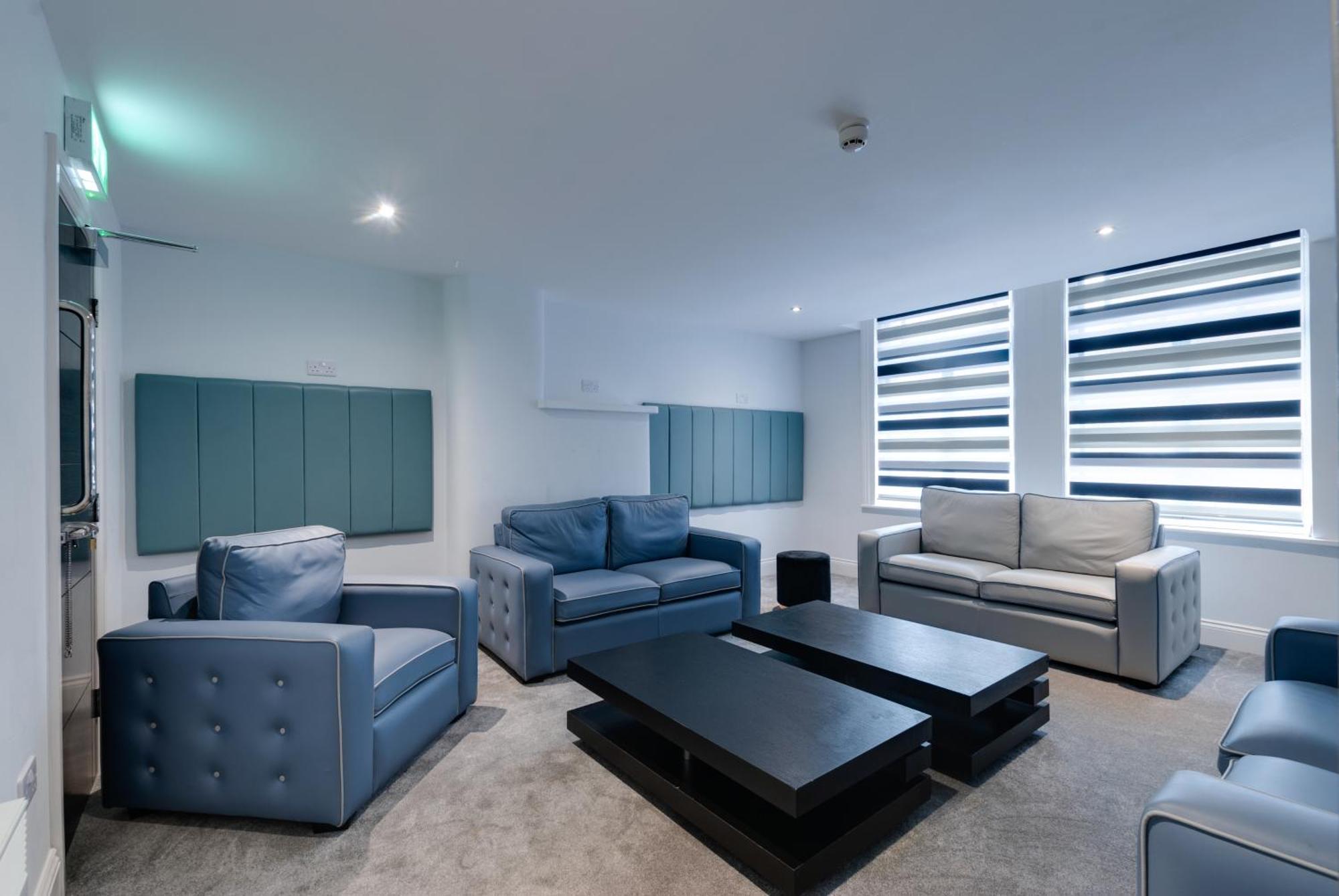 Temple Court Cavern Quarter Apartments By Happy Days Ливерпуль Экстерьер фото