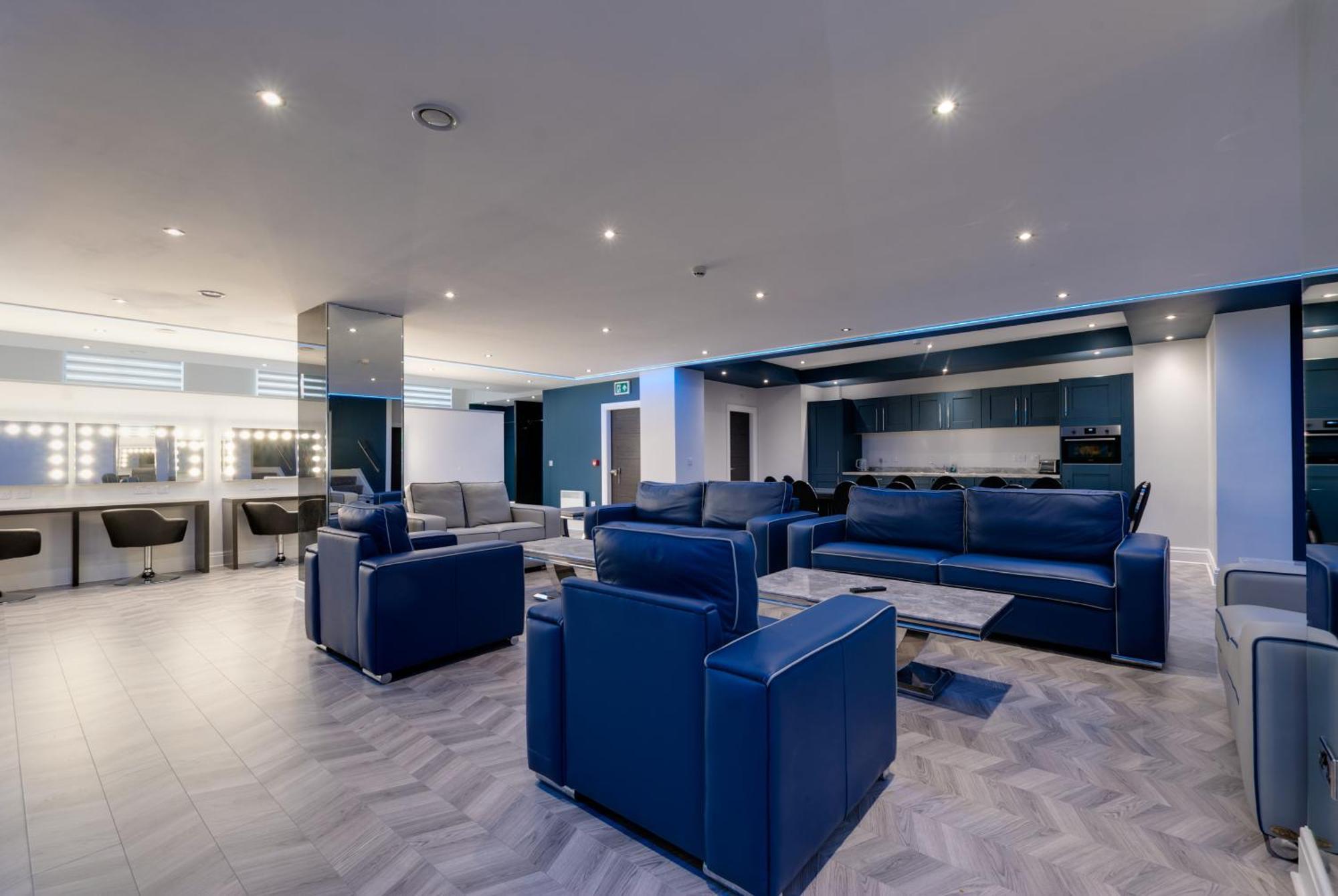 Temple Court Cavern Quarter Apartments By Happy Days Ливерпуль Экстерьер фото